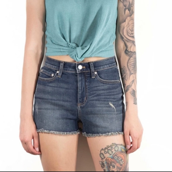 Victoria's Secret PINK Highrise Jean Shorts Size 8